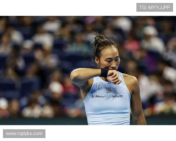 网球巨星复出战精彩纷呈 年度赛事迎来新星崛起与老将挑战